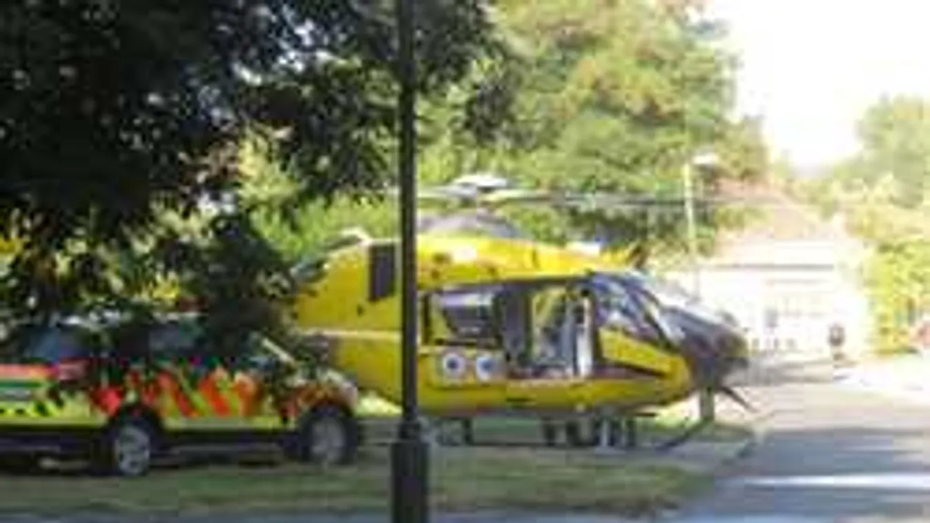 Halálos baleset a 81-esen: Várandós nővel száguldott a mentőhelikopter