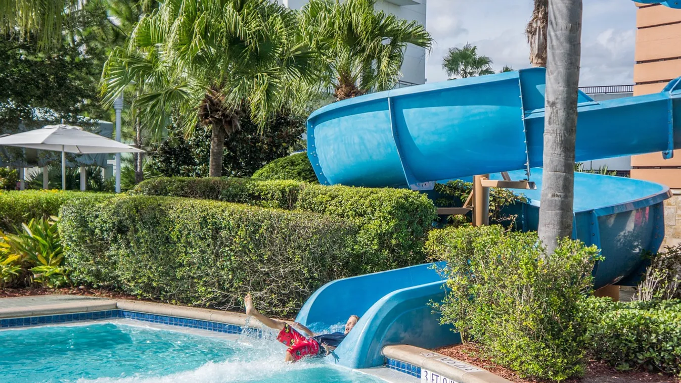 A világ leghosszabb virtuális valóság csúszdáját nyitották meg a szomszédban!