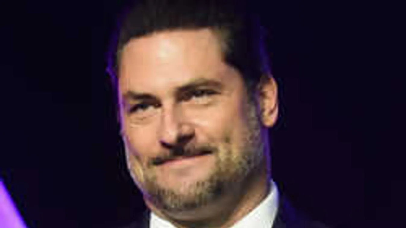 Négy embert tartóztattak le Árpa Attila lakásában