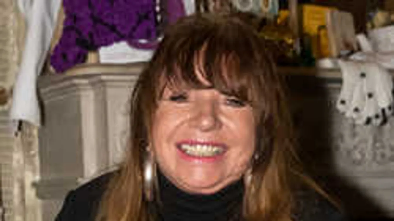 Hihetetlen de igaz: Zalatnay Cinire bízták a világ megmentését