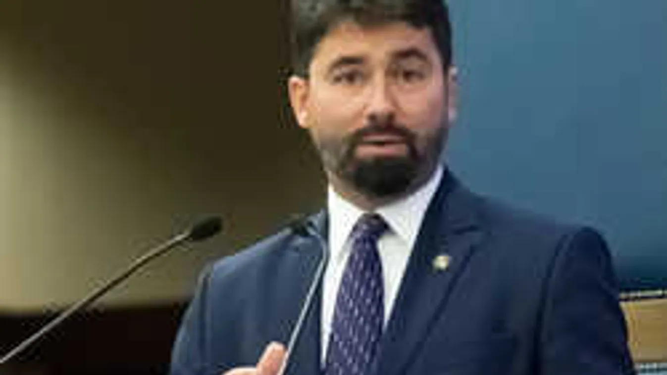 Hidvéghi: Mindig van lejjebb az MSZP-ben