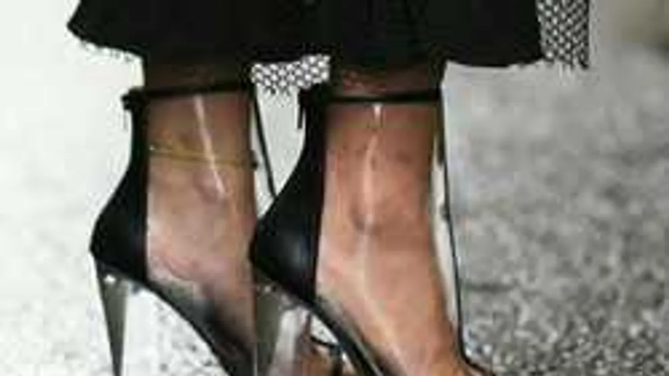 2019-ben ez a legszexibb cipőtrend: Meztelen lesz a női láb