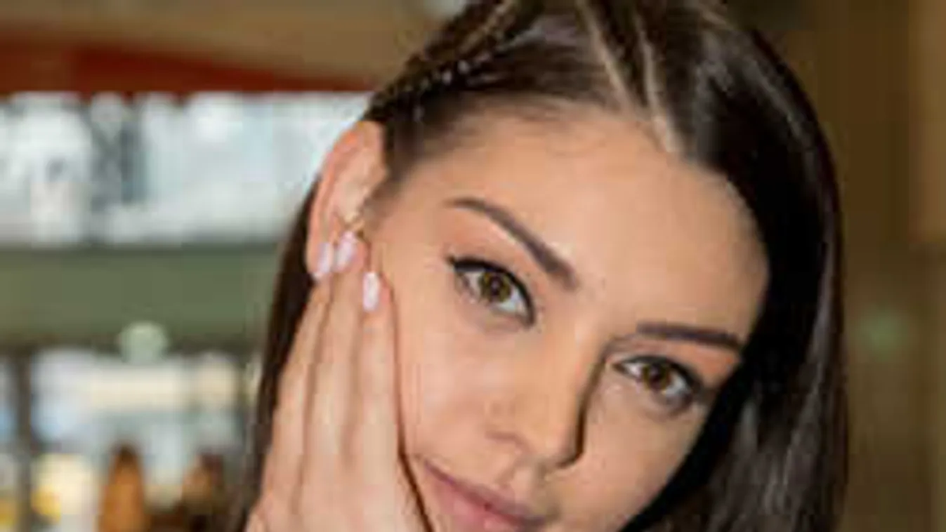 Fiatal szépség Kulcsár Edina húga