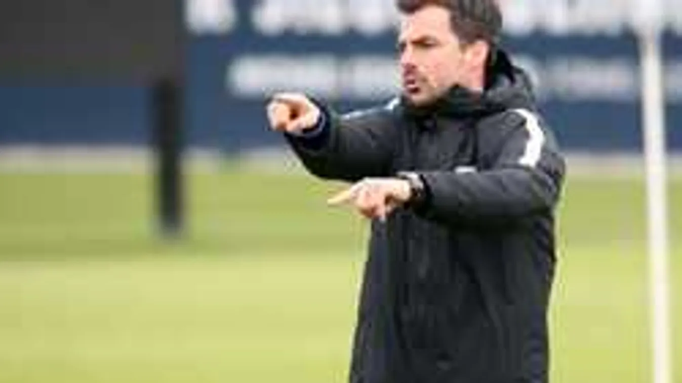 Váratlan fordulat, magyar edző kaphat munkát a Bundesligában