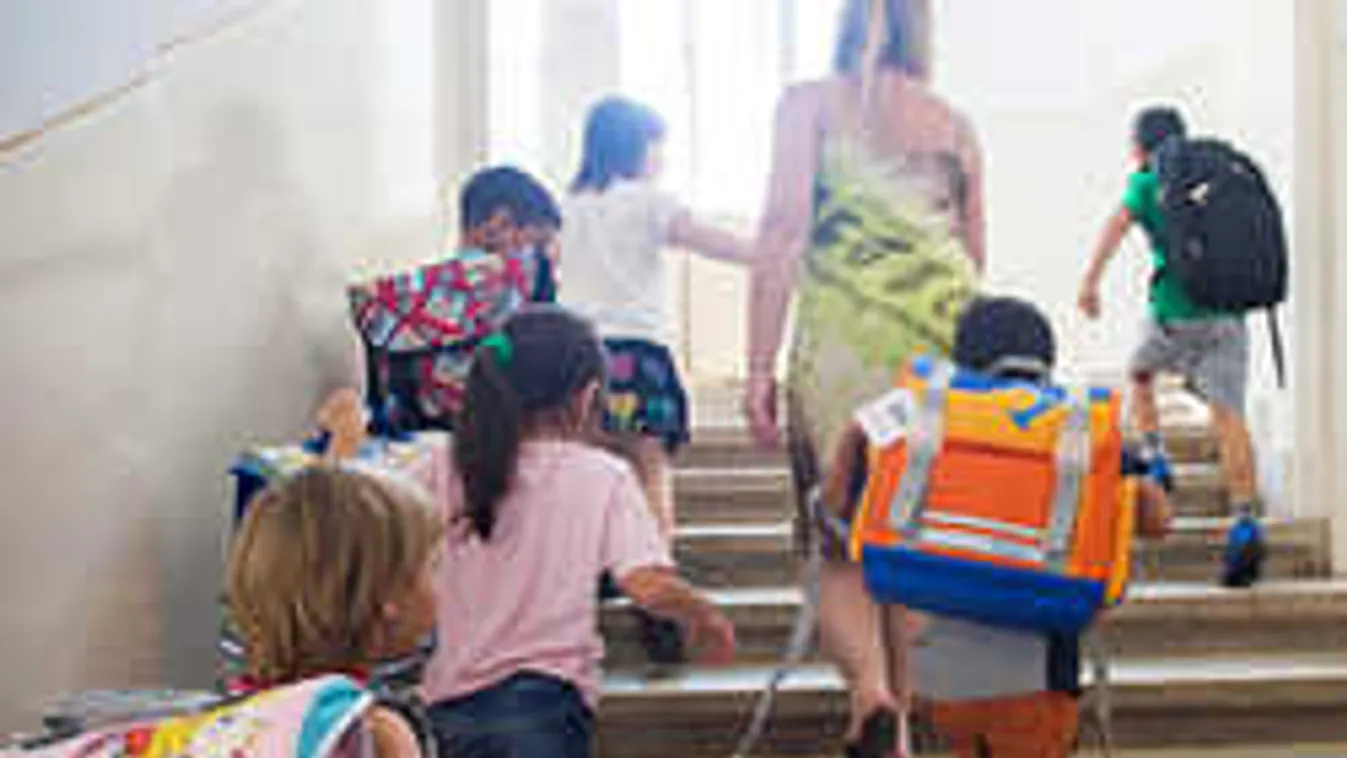 Feladták a szülőknek a leckét az összevissza tavaszi szünettel