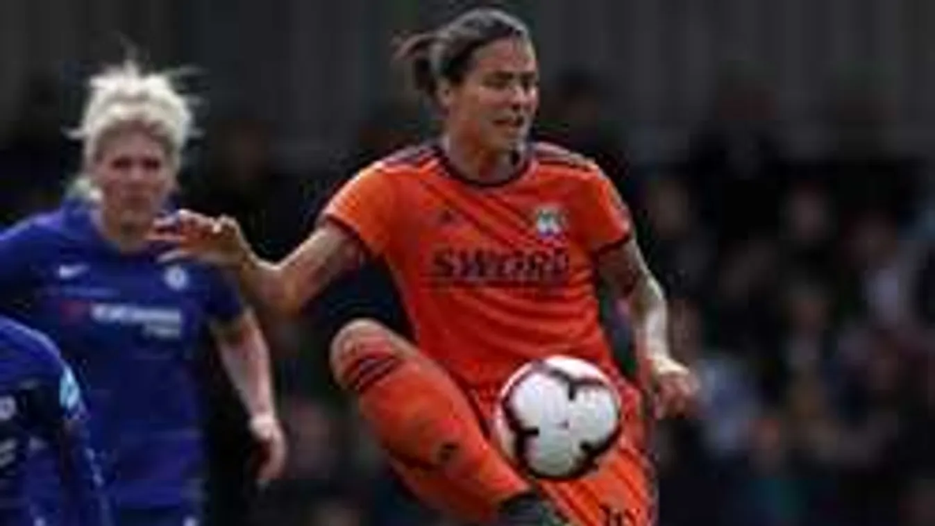 Örülhetnek a fociszurkolók, ez a két sztárcsapat érkezik Budapestre