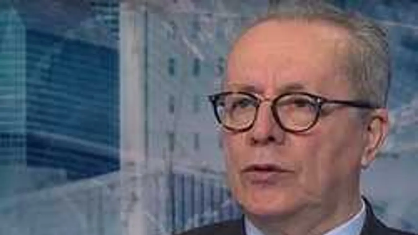 Jogtipró az Európai Bizottság migránskártyaüzlete