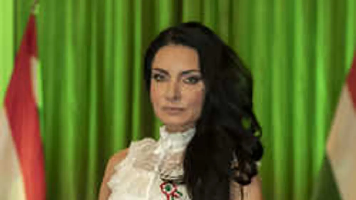 Erre senki nem számított: Komoly döntést hozott Gregor Bernadett