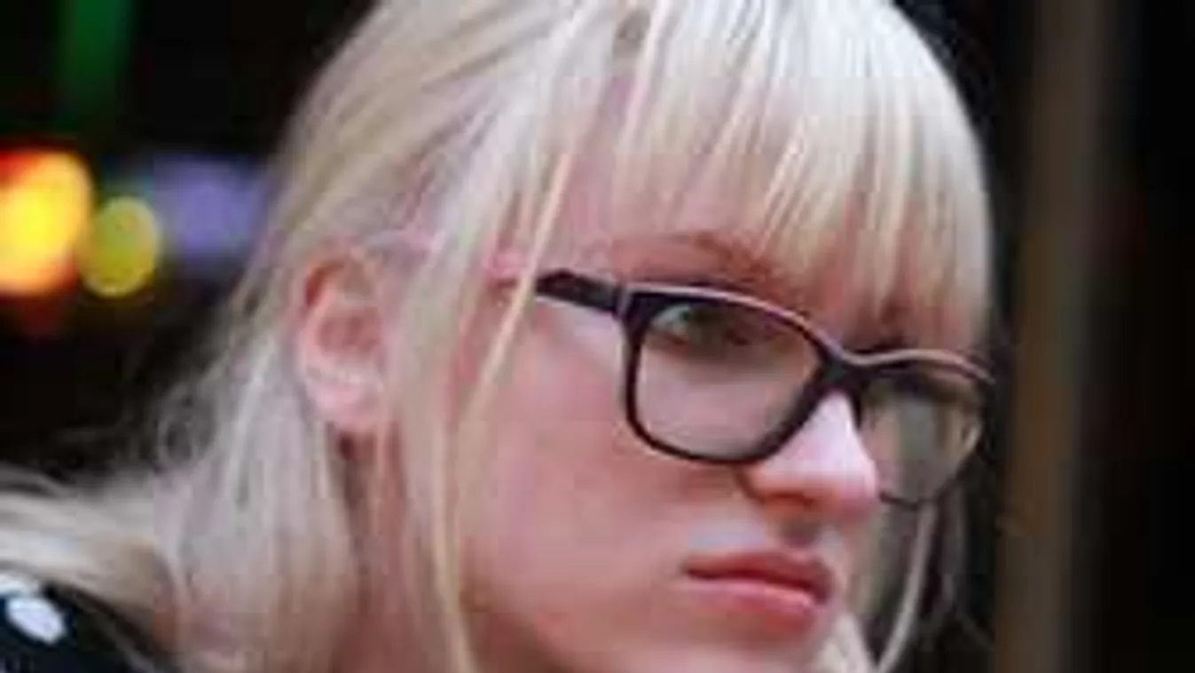 Nem akar nevelőintézetbe kerülni az eltűnt albínó lány