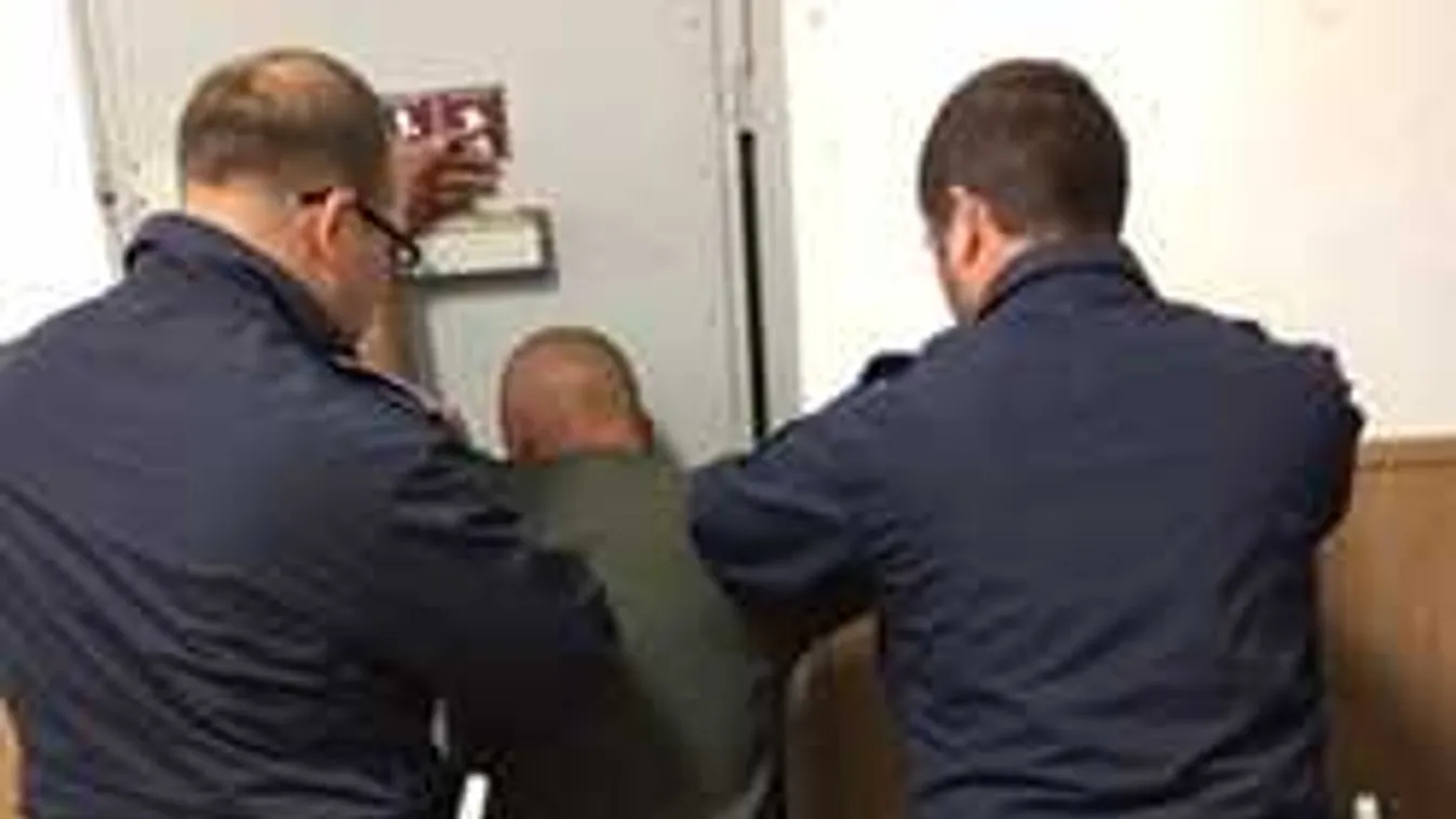 Dráma Debrecenben, késes támadó ejtette foglyul a rettegő nőt