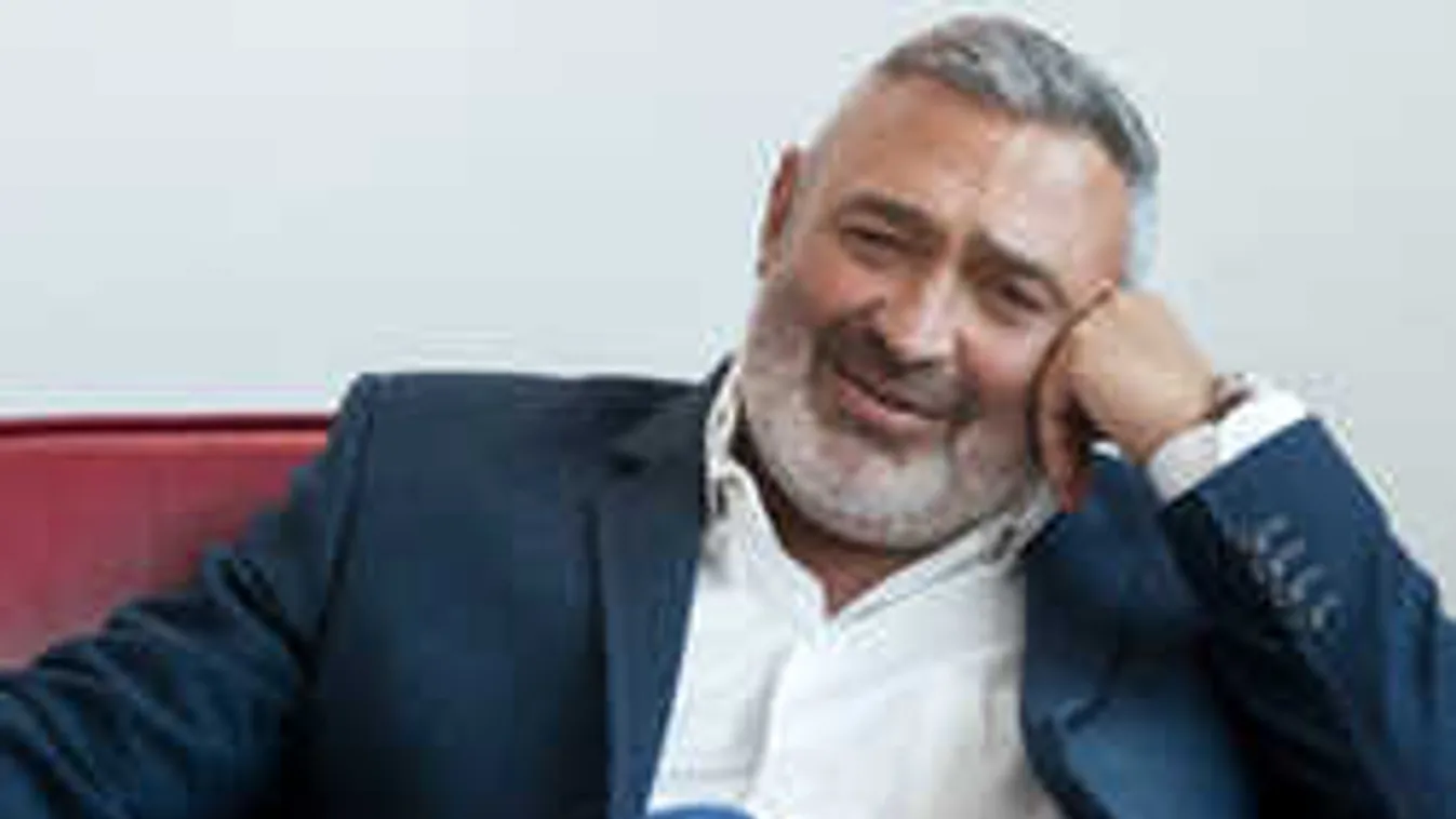 Nagy bejelentést tett Gesztesi Károly