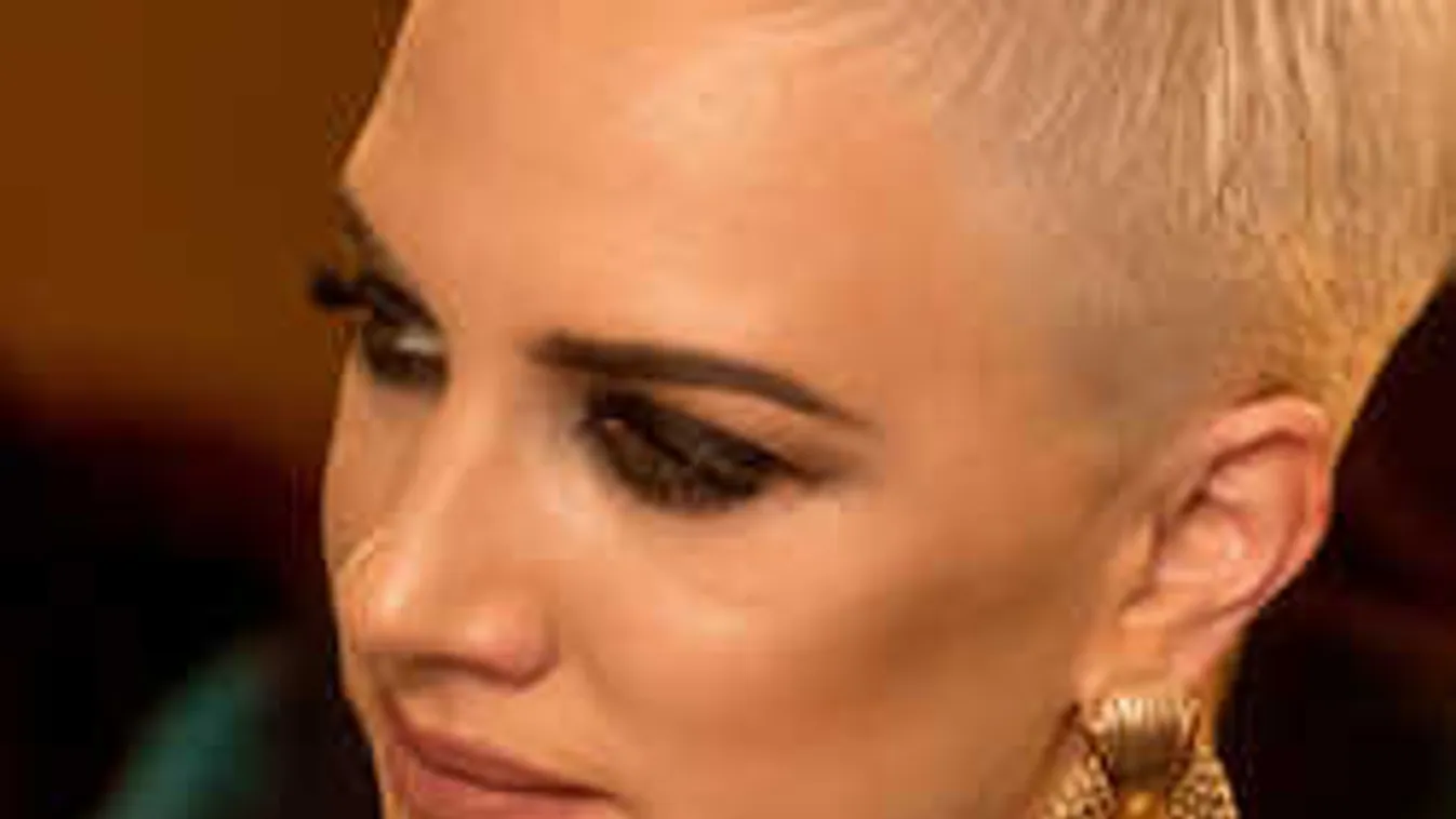 Nincs jól Tóth Gabi: Vera elmondta, hogy érzi magát a terhes énekesnő