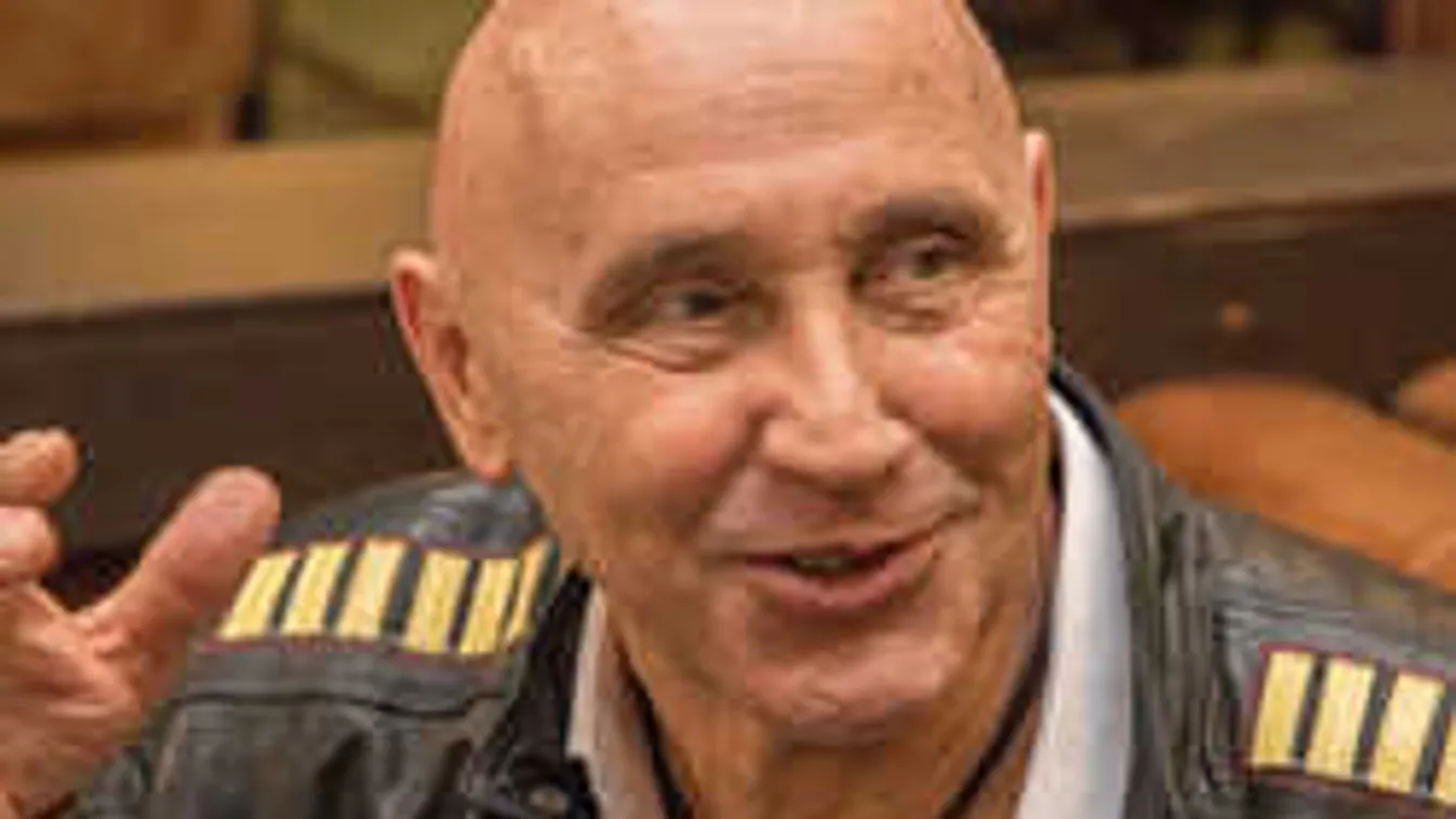 Egy hónapot kapott: Ezzel a módszerrel fogyott le az EDDA frontembere