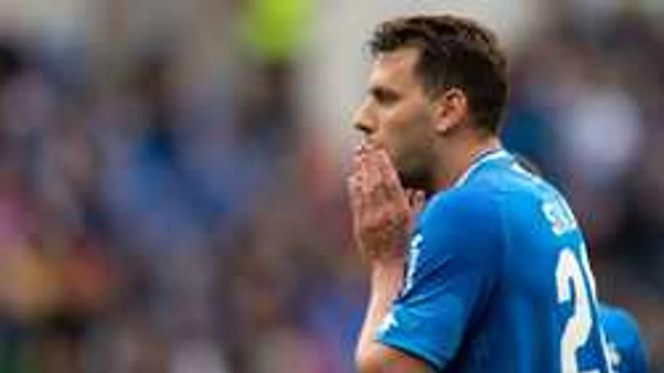 Hajmeresztő fotó került elő Szalai Ádámról