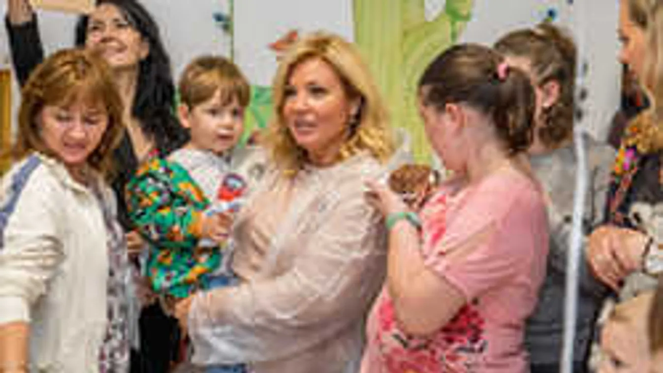 Megható, ezzel kedveskedett a beteg gyermekeknek Liptai Claudia