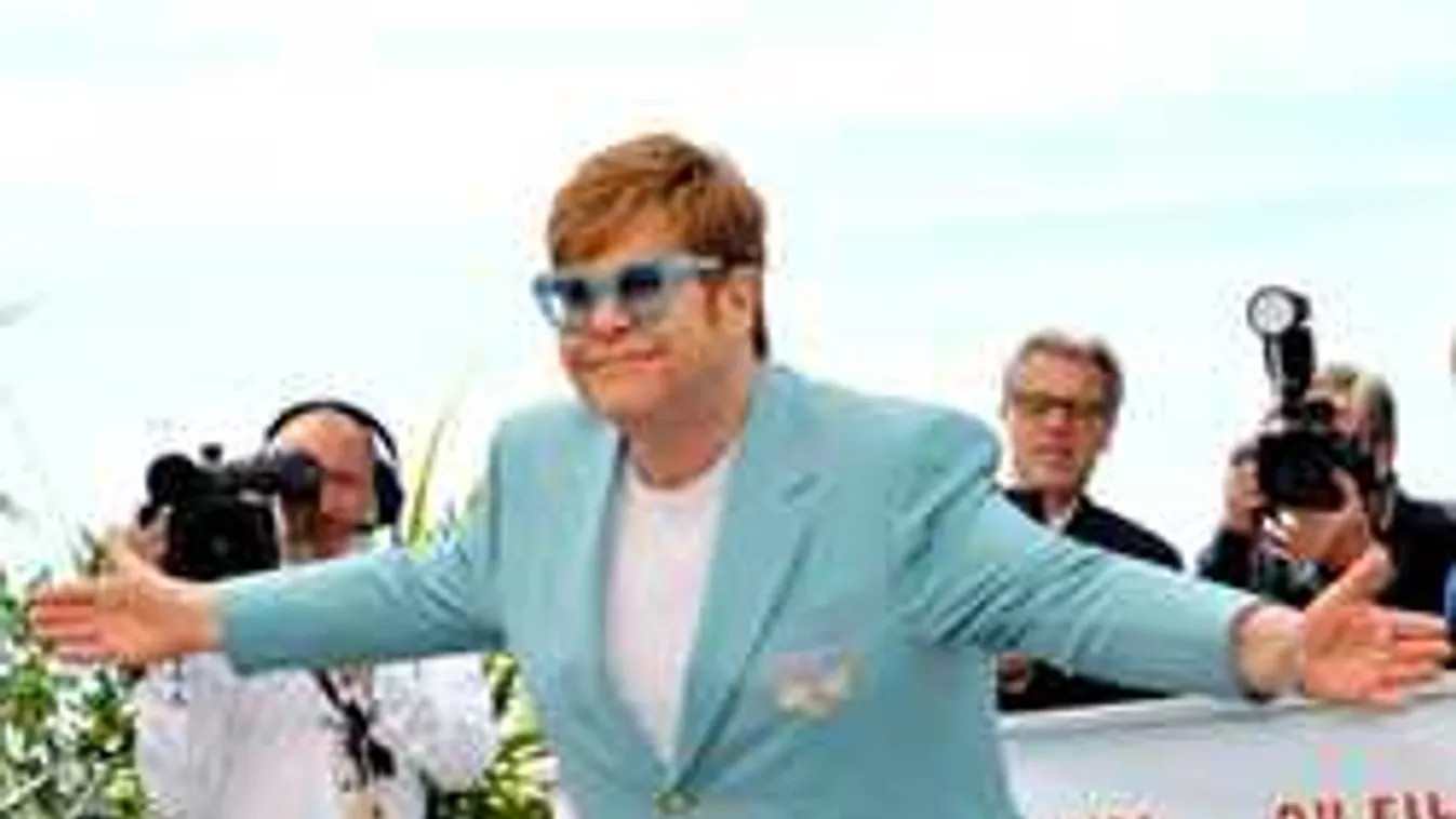 Sokkoló vallomást tett az énekes: Így vesztette el a szüzességét