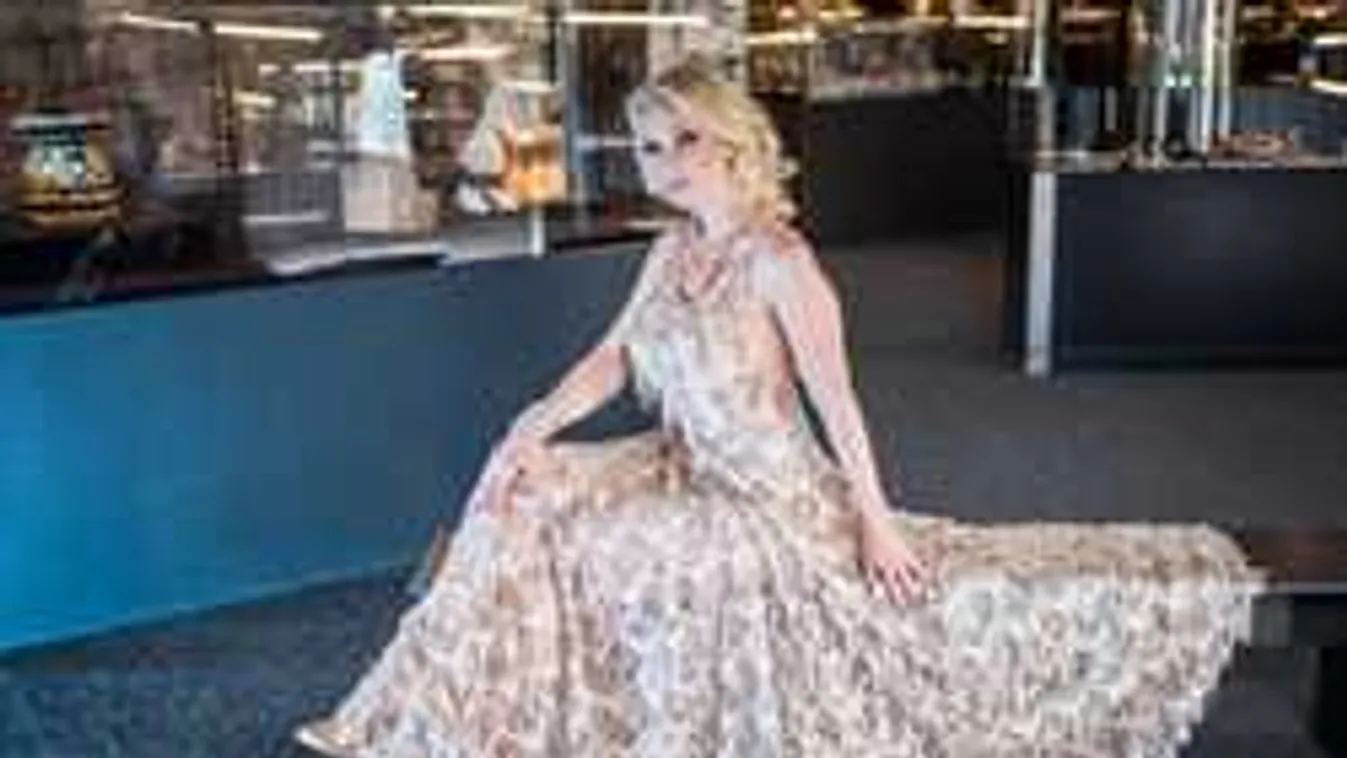 Szörnyű titokra derült fény a magyar sztáranyuka múltjából