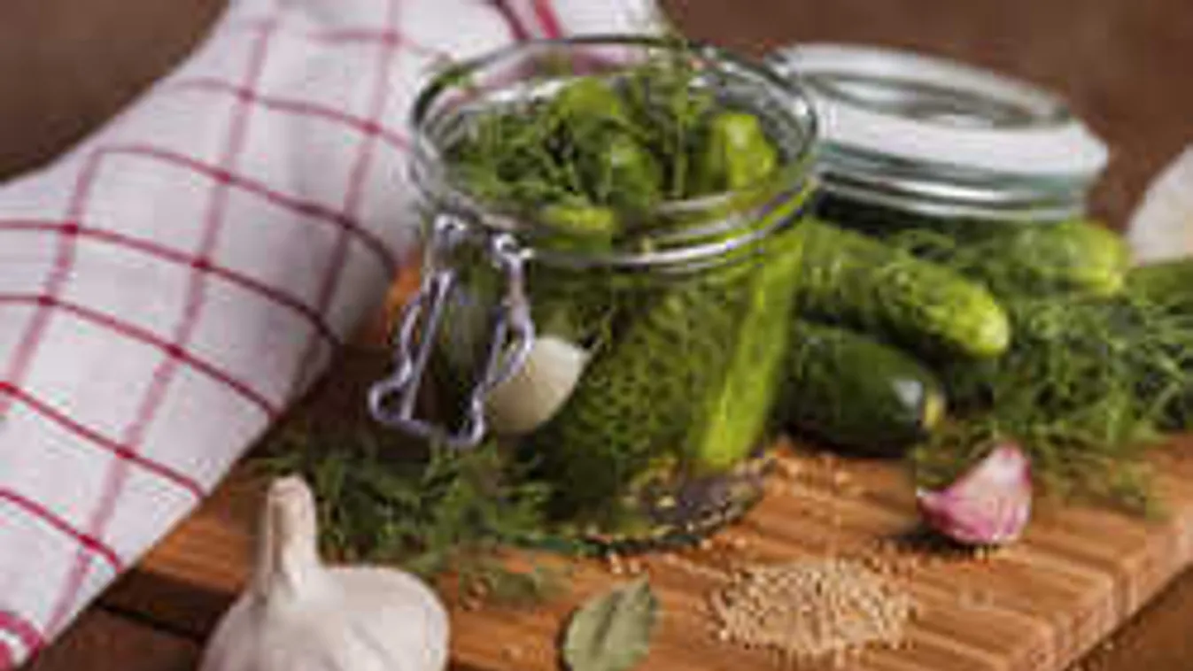 Döbbenetes módon készítette el első kovászos uborkáját ez a magyar nő