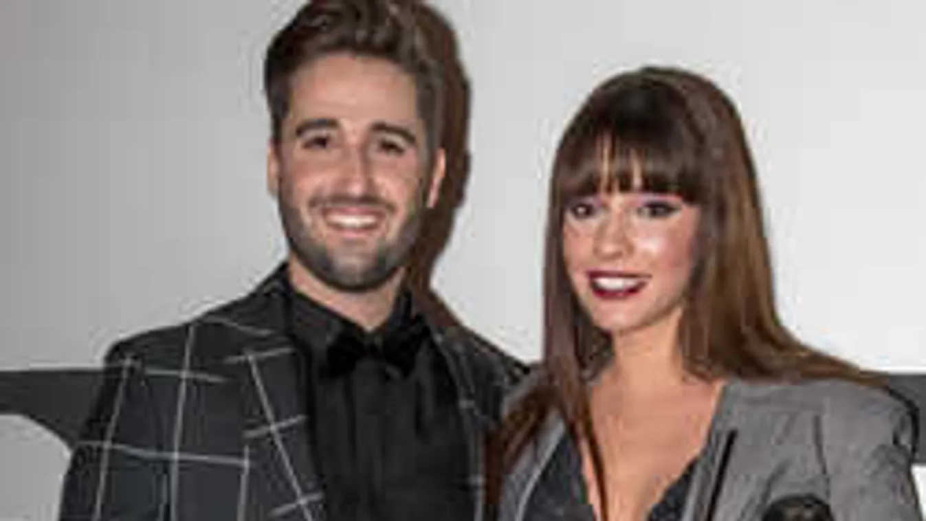 Elsírta magát Király Viktor menyasszonya, mindenki őket bámulta