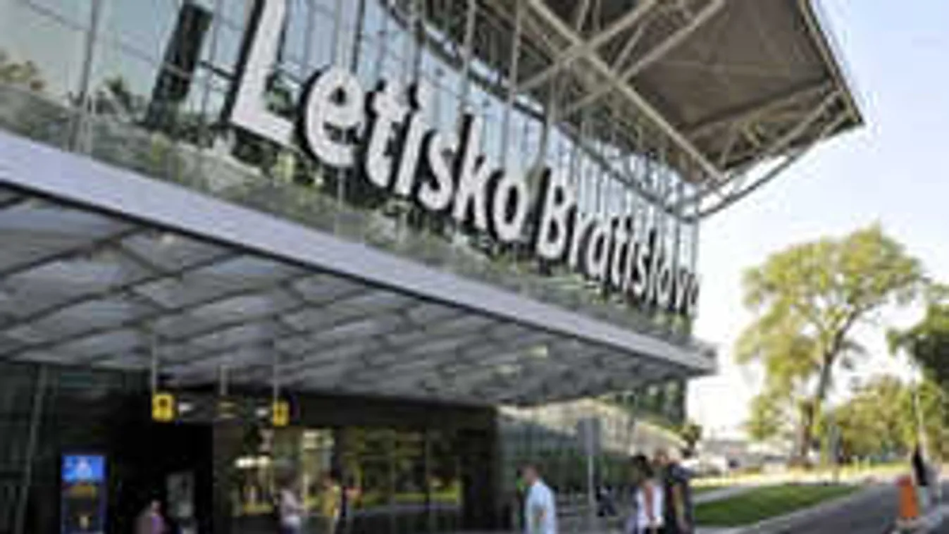 Tragédia történt: Meghalt egy férfi a pozsonyi repülőtéren