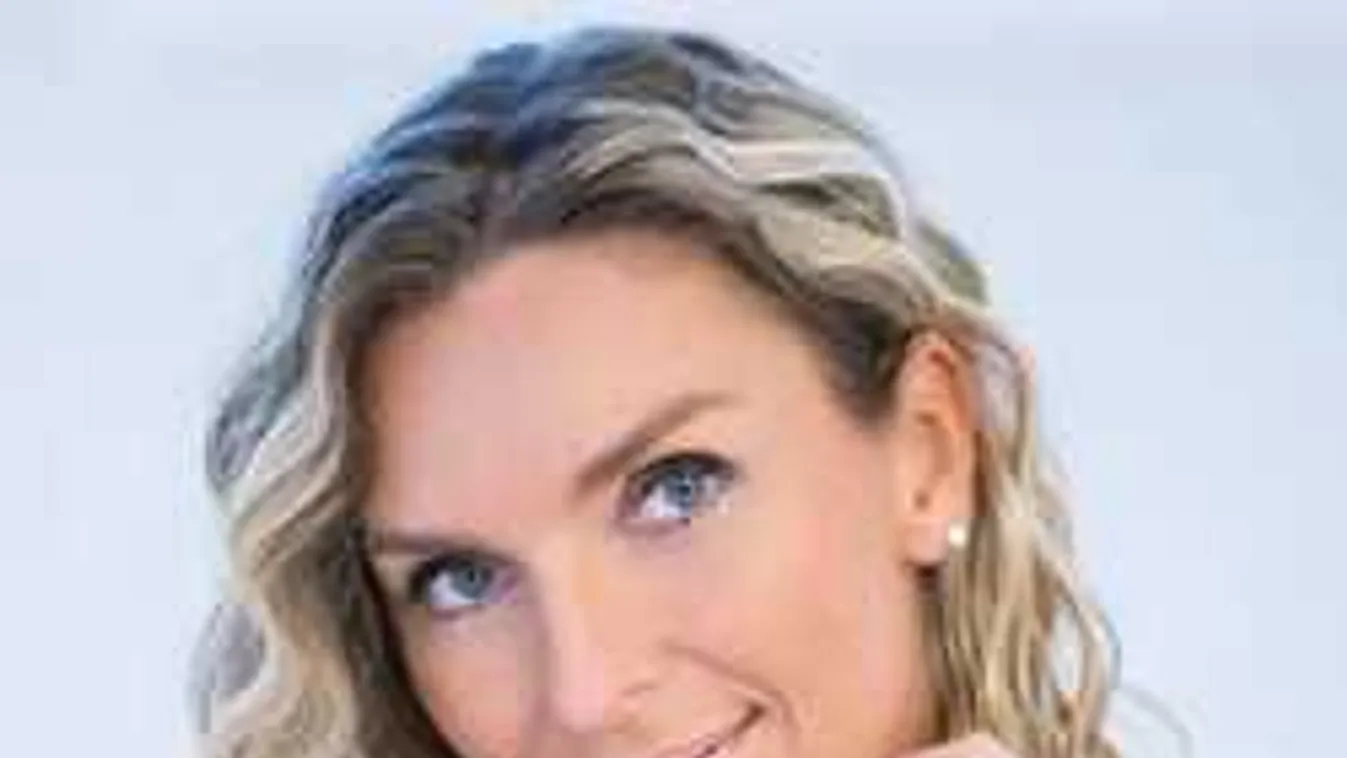 Magyar sztár olvasott be az elhunyt gyermekéből üzletet csináló bloggernek