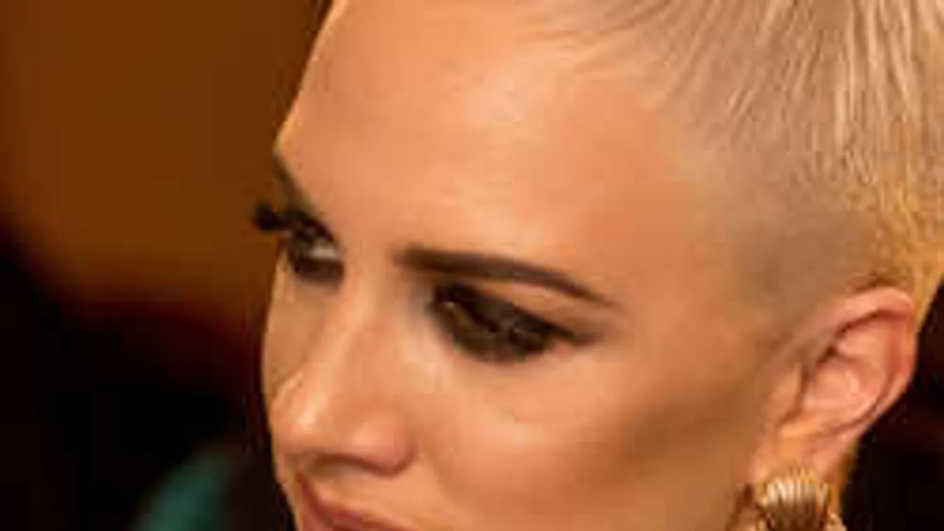 Terhessége ellenére sem lép vissza a műsortól Tóth Gabi