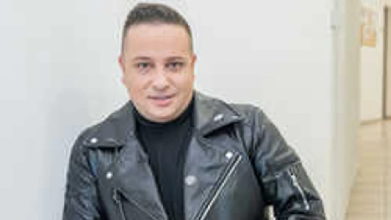 Drasztikus változás, leborotválták L.L. Junior haját