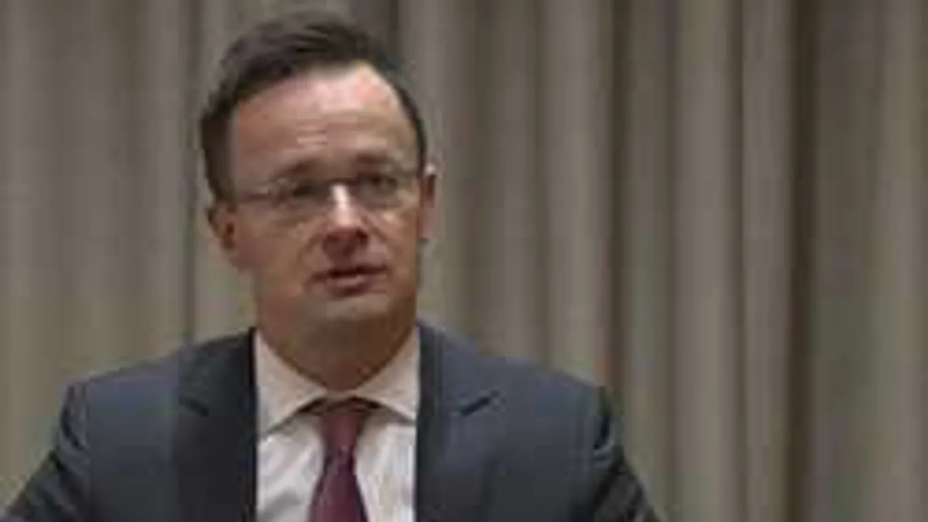 Szijjártó: Weber súlyosan megsértette a magyar választókat