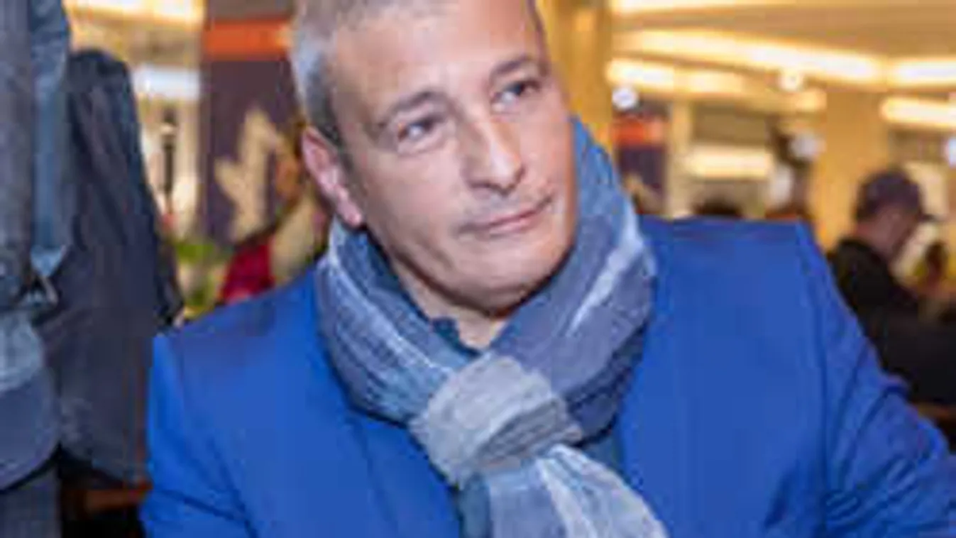 Nem hiszed el, milyen szakmát választott az olasz énekes fia