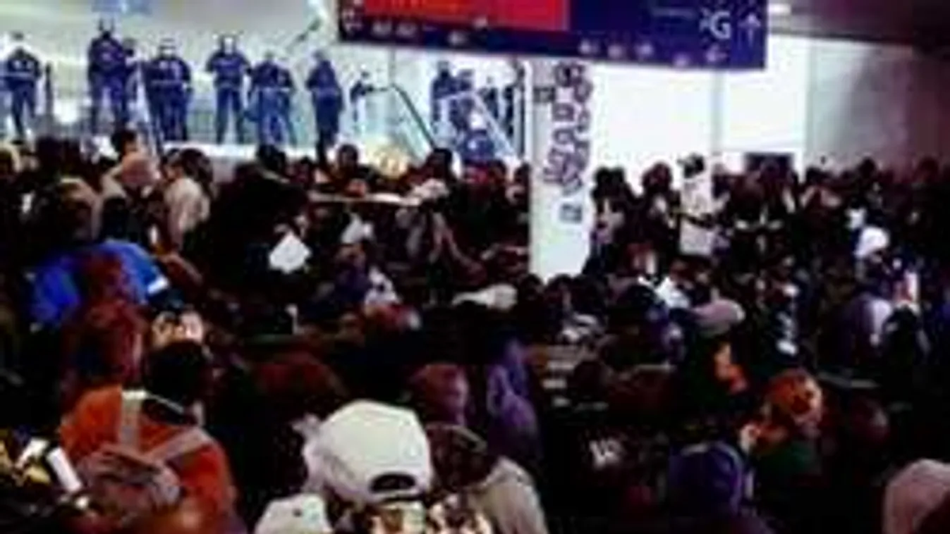 Franciaország már nem a franciáké! Minden afrikainak joga van itt lenni!