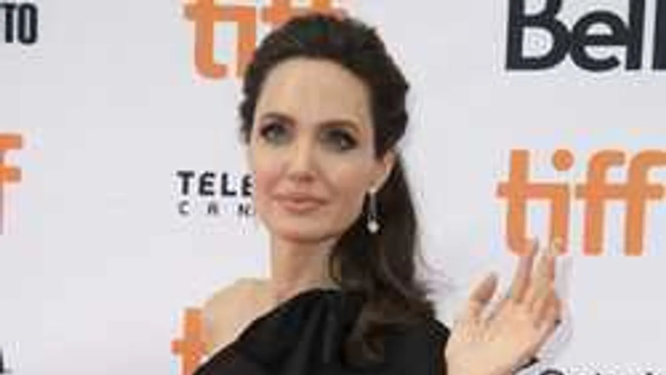 Kiszivárgott, ezzel a férfival randizgat Angelina Jolie