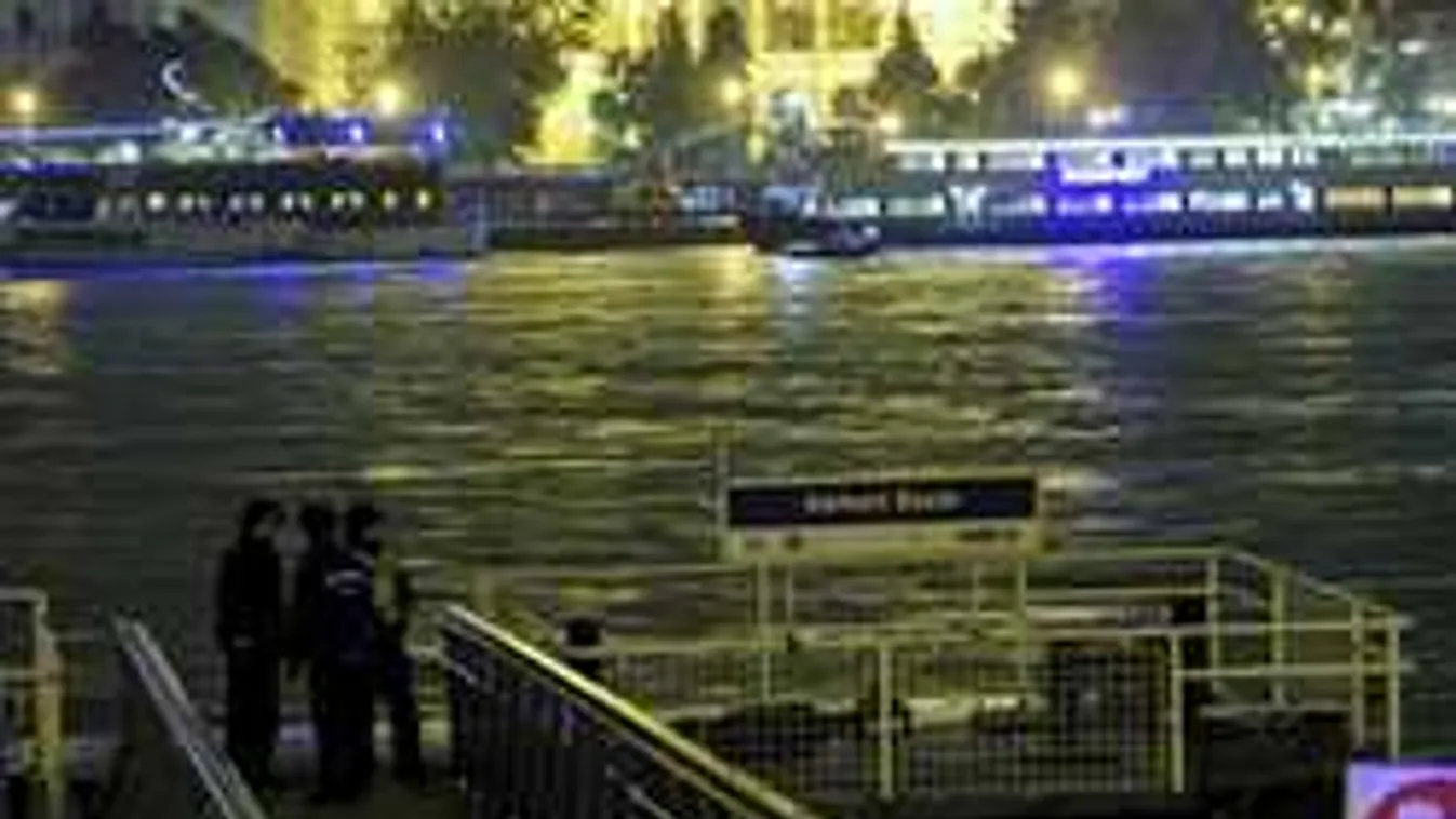 Egy webkamera rögzítette a dunai hajóbalesetet