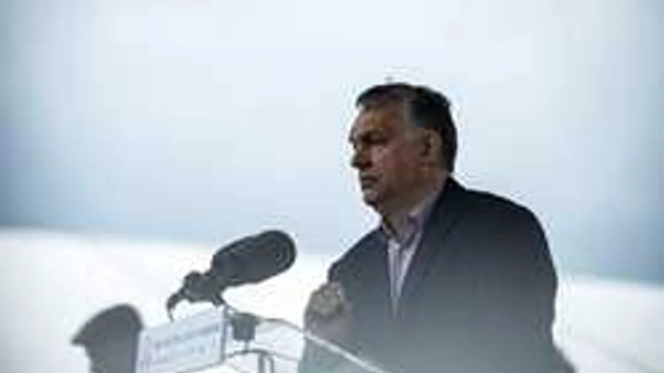 Orbán Viktor: Brüsszel el akarja venni a gazdák pénzét