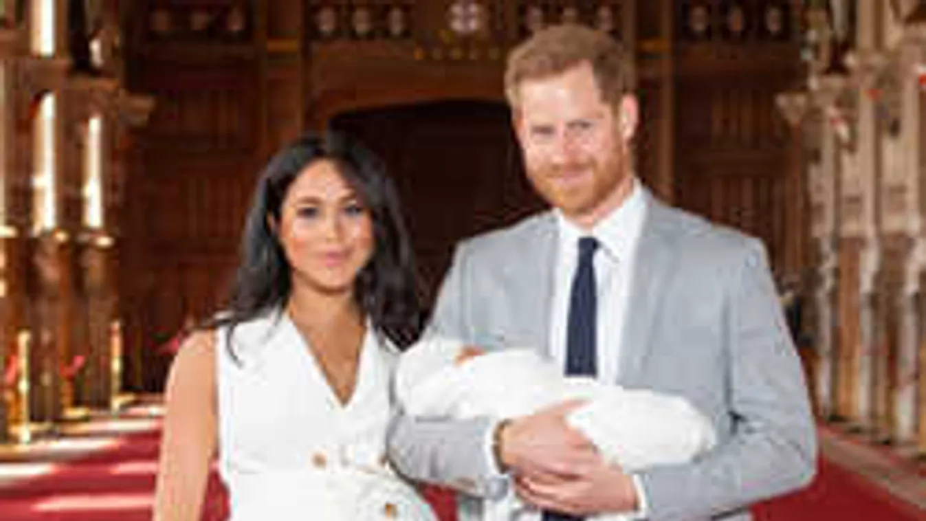 "Ez egy csoda" - most először láthattuk Meghan és Harry babáját
