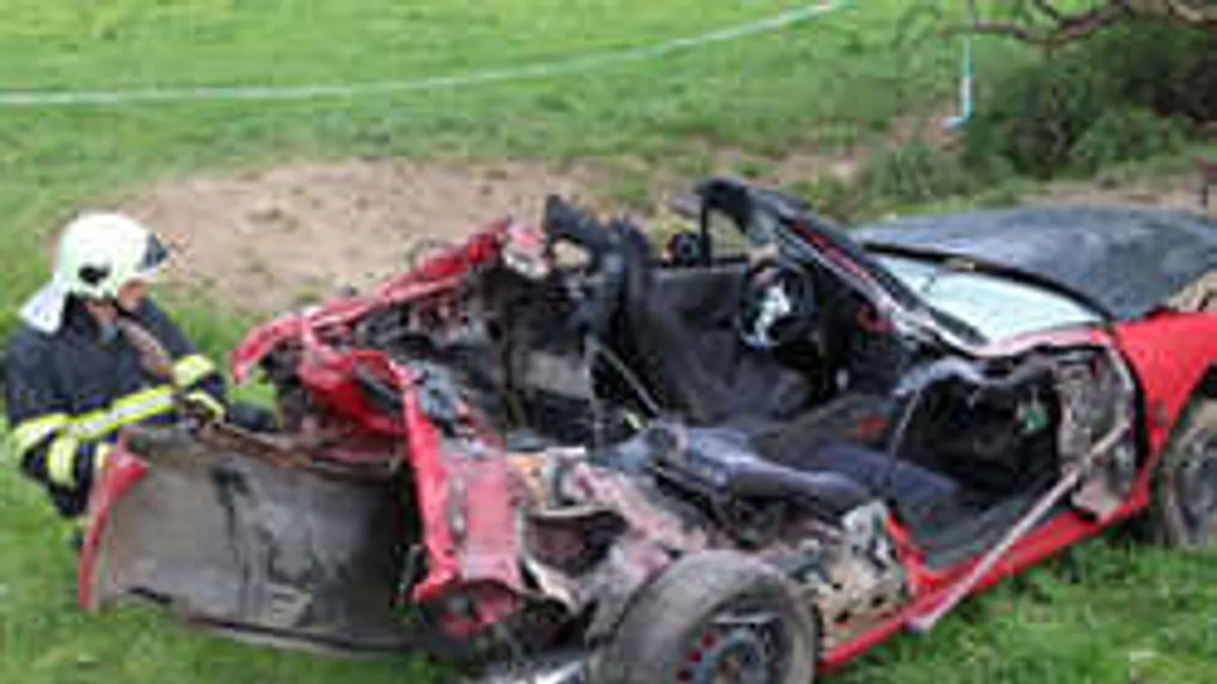 Rettenetes tragédia Újbányánál: Két fiatal halt szörnyet