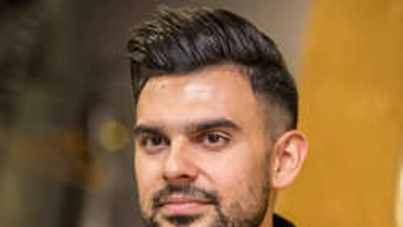 Megrendítő fotó: ez történt a magyar sztárénekes egykori otthonával