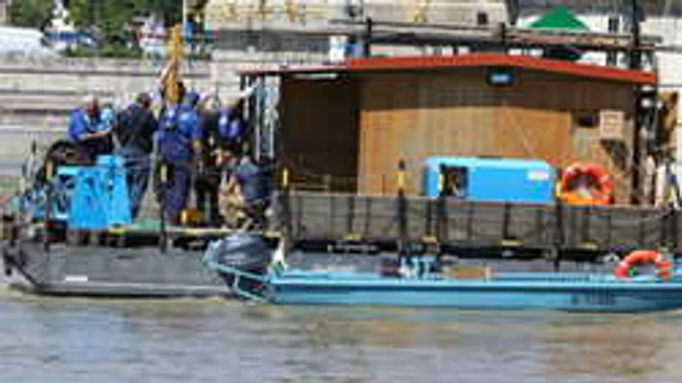 Most jött, tilos behatolni a hajóroncsba, újabb holttestet találtak