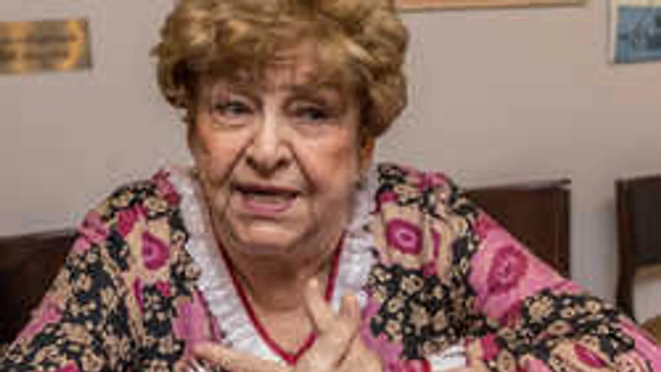 Sírva beszélt unokáiról Pásztor Erzsi