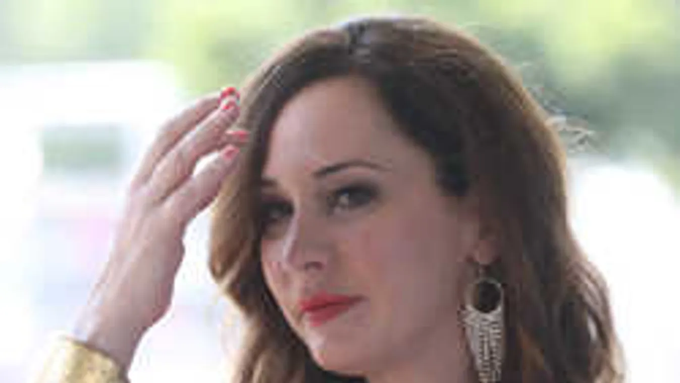 Rajongói kiállnak az ittasan vezető Demcsák Zsuzsa mellett