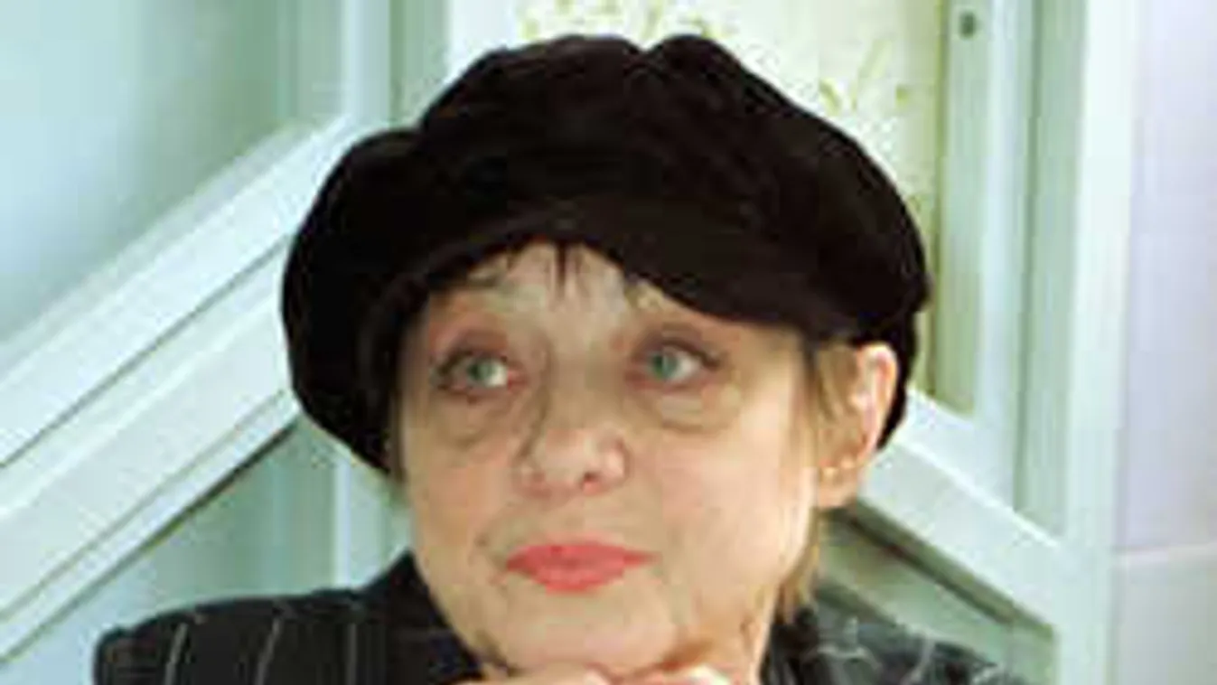 Pásztor Erzsi őszintén félti Csürös Karolát