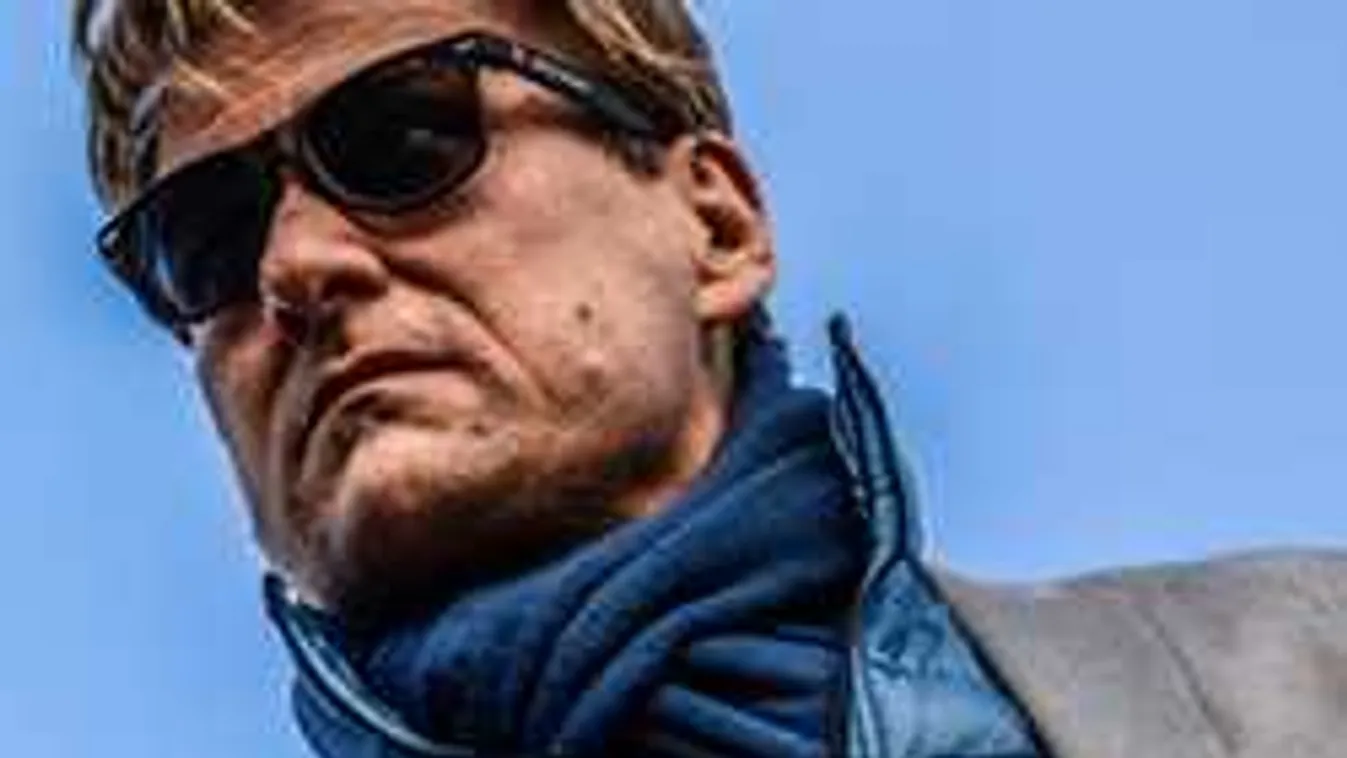 Nem hiszed el, mibe fogott külföldön az Aranyélet sztárja