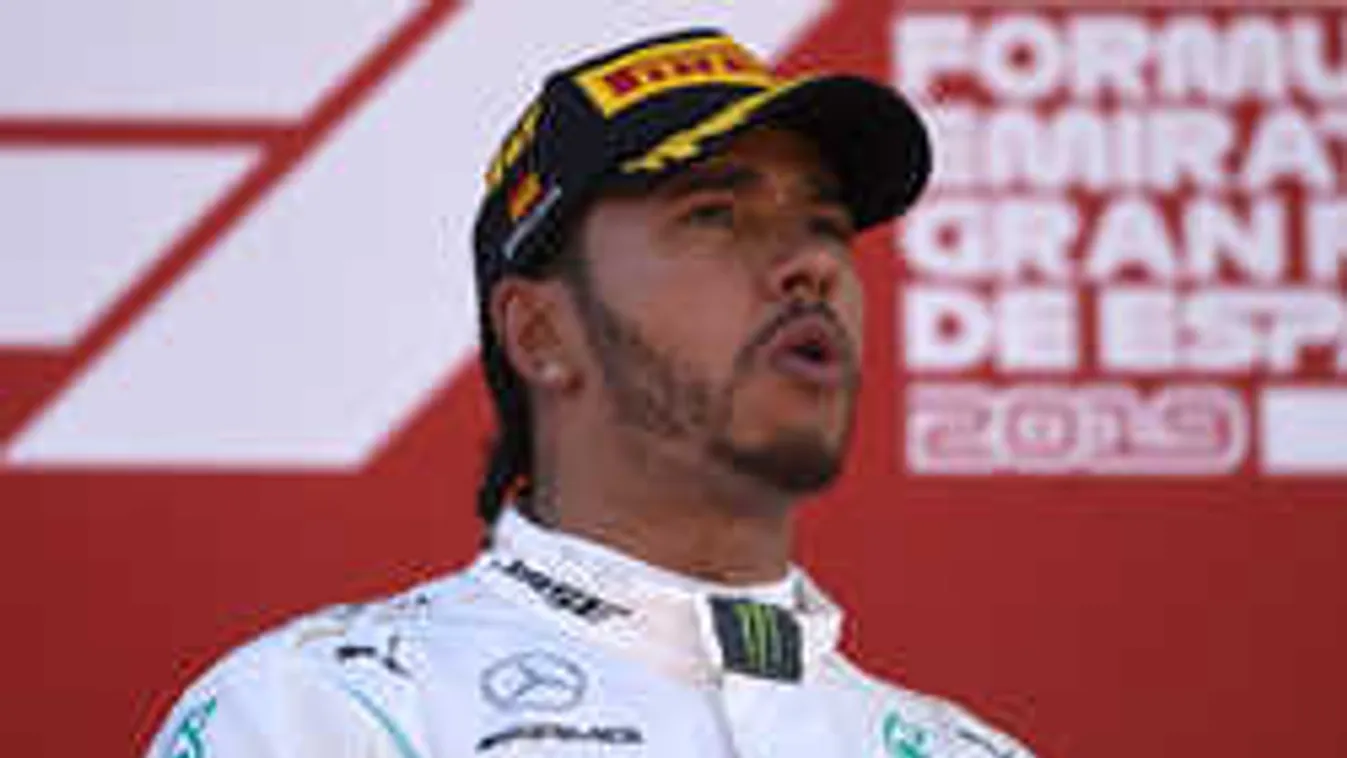 Elszabadult indulatok, gyűlölik és gyalázzák Lewis Hamiltont