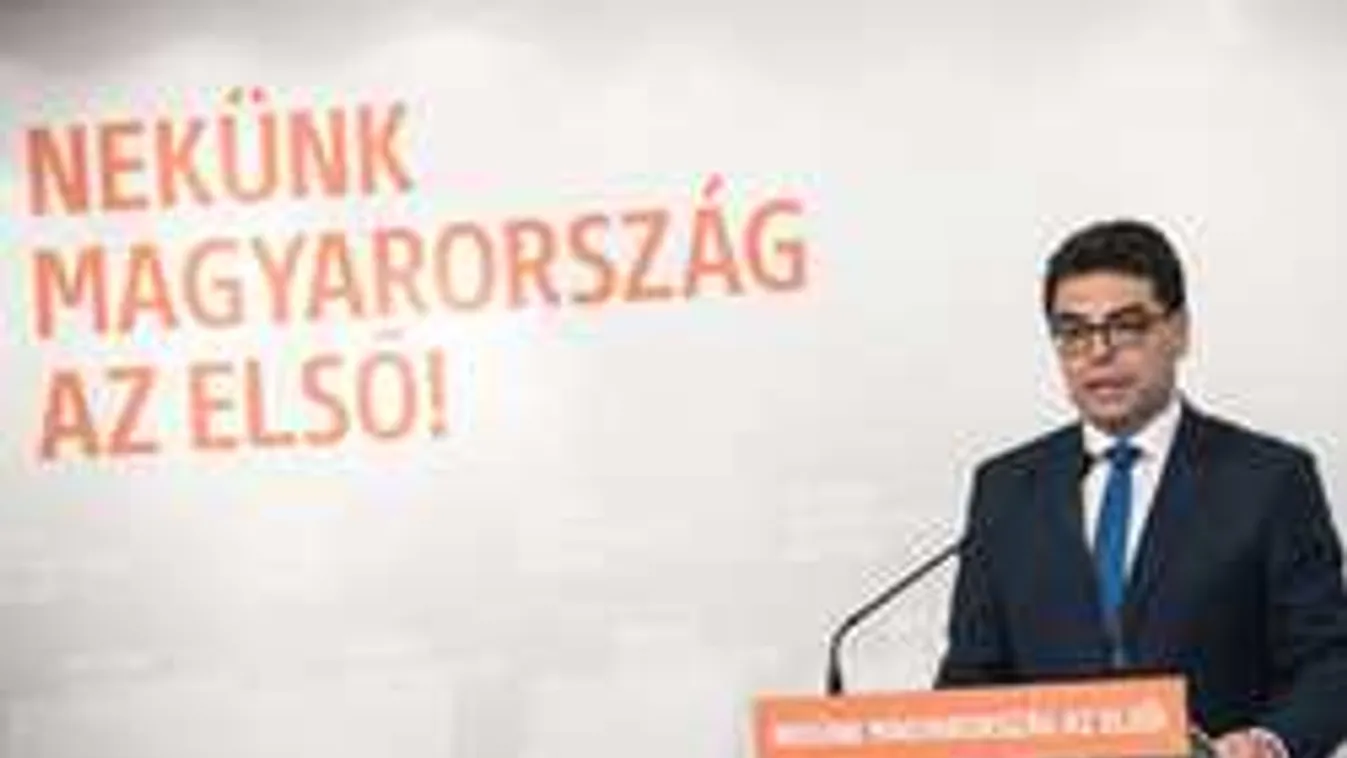 Migránskártyák tízezreit osztotta ki Brüsszel