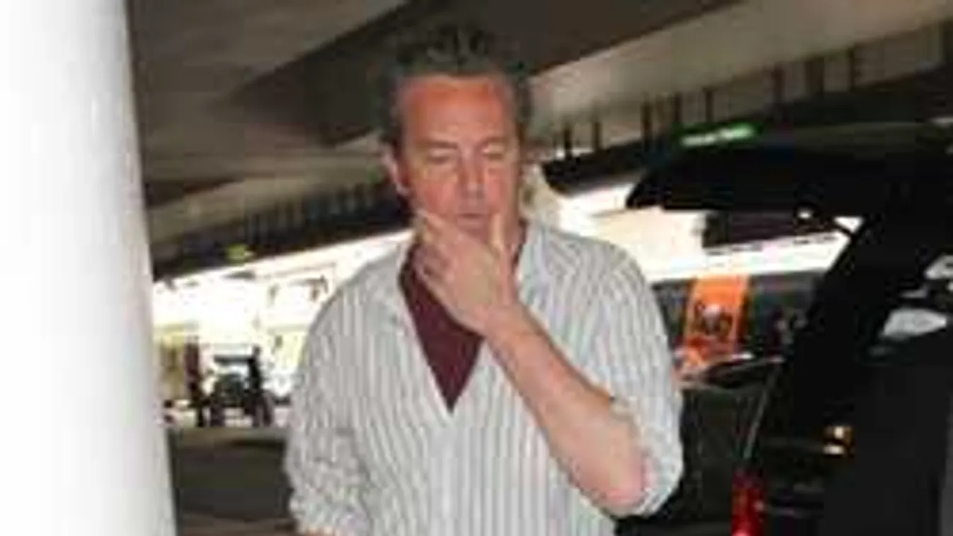 Mi történt a 49 éves sorozatsztárral? Szörnyen néz ki