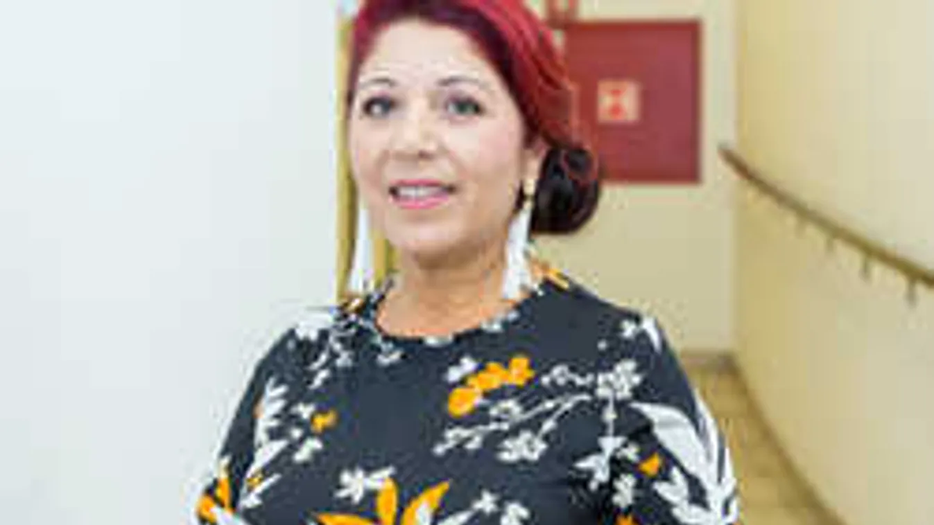 Elképesztő fotó, megtörte a hagyományt  Bódi Margó