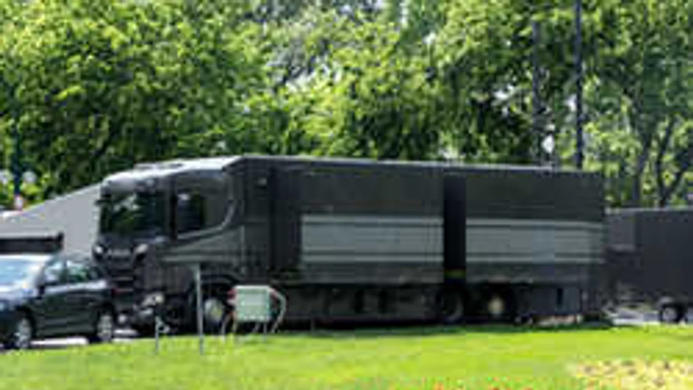 Rejtélyes szürke kamion jelent meg a Margitszigeten a tragédia után