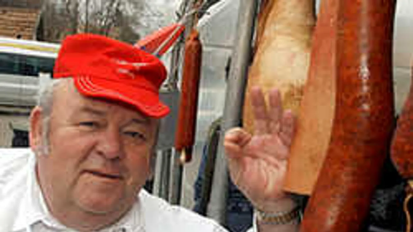 Drámai részletek: Családja sem búcsúzhatott el Benke Laci bácsitól