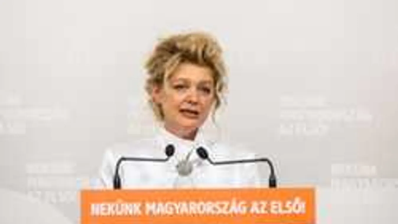 Migránsinváziót akar a brüsszeli bürokrácia