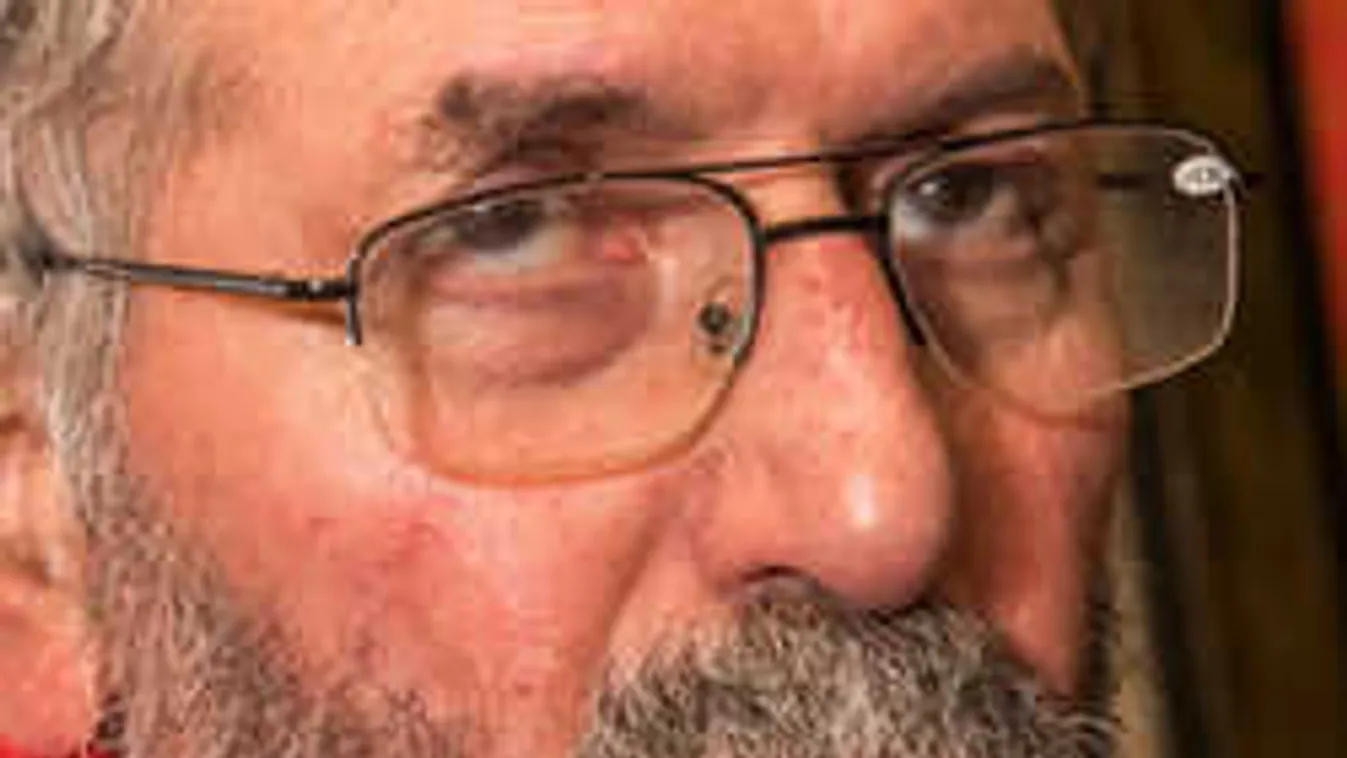 Bezárkózik otthonába Benkő Dániel, jó oka van rá