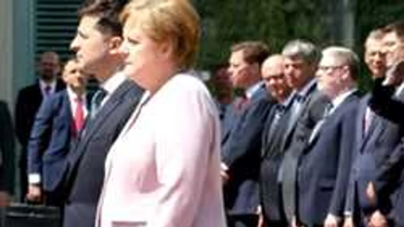 Imádkozni kezdett a nagykövet Merkelért, amikor meglátta, hogy rosszul lett